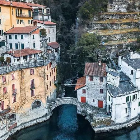 Casa Vacanza Castagna Tatil Evi Nesso