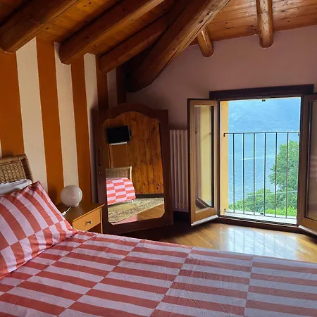 Casa Vacanza Castagna Nesso