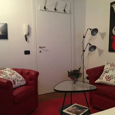 Casa Castagna نيسّو