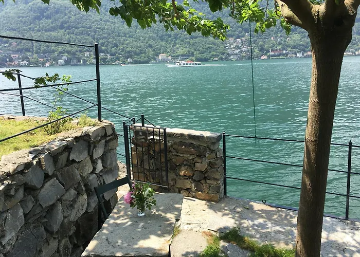 Casa Vacanza Castagna * Nesso