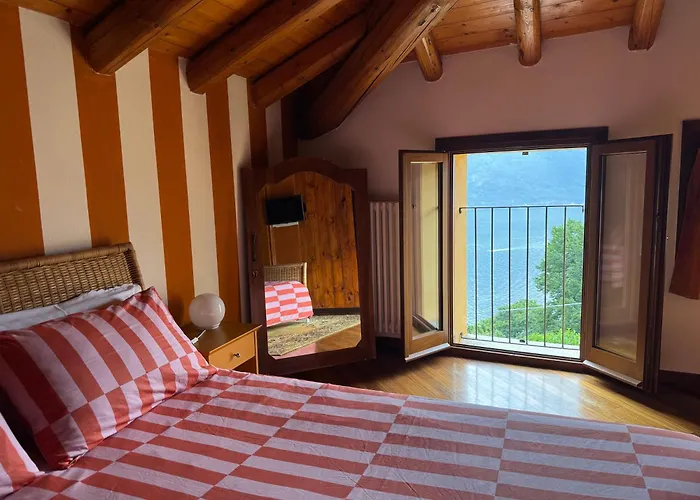 Casa Vacanza Castagna Nesso