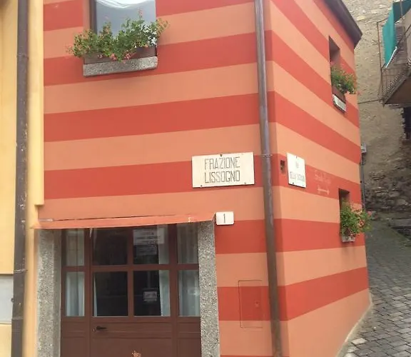 Casa Vacanza Castagna Holiday home Nesso